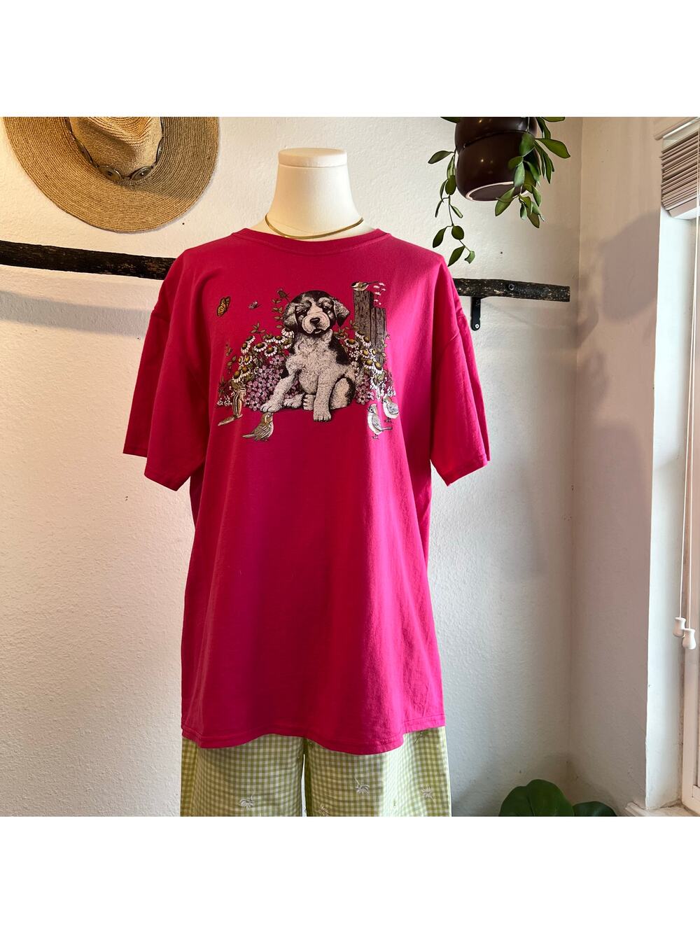 Vintage 90s Pink Dog Garden Graphic Cotton Short Sleeve Tee Size Large